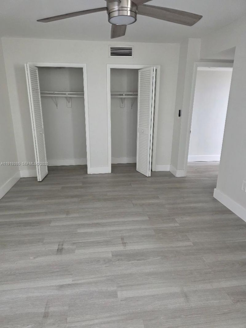 5050 NW 7th St, Unit 504, Miami, FL 33126 Photo