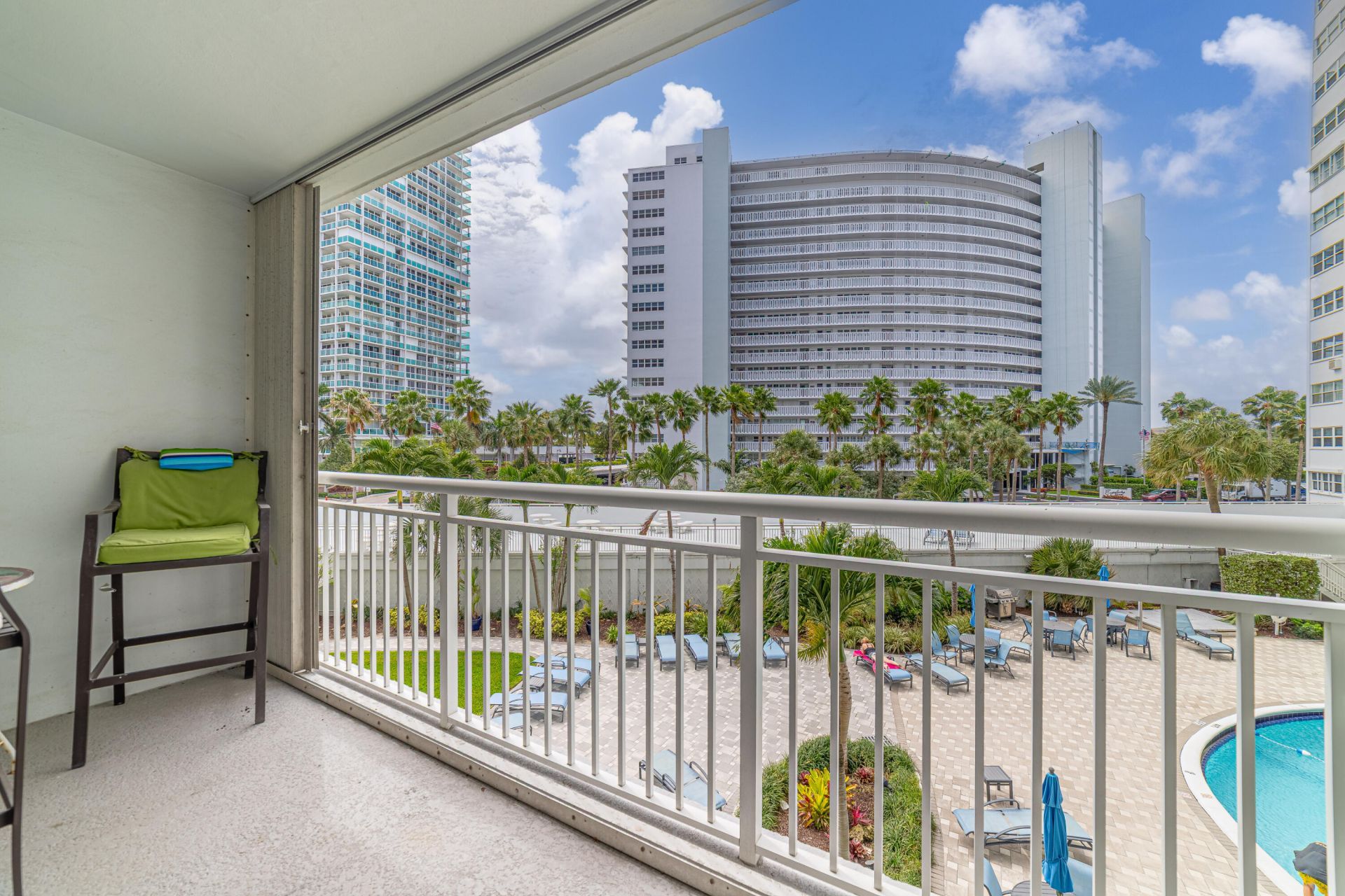 1920 S Ocean Drive, Unit 304, Fort Lauderdale, FL 33316 Photo