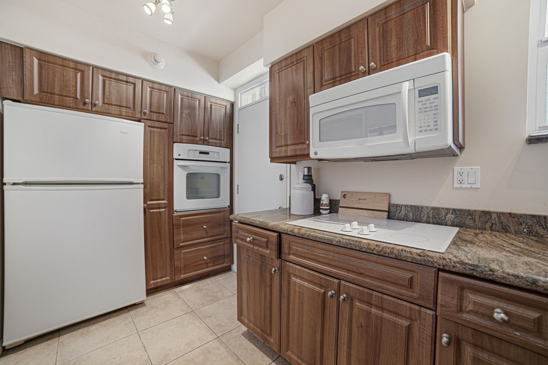 1920 S Ocean Drive, Unit 304, Fort Lauderdale, FL 33316 Photo