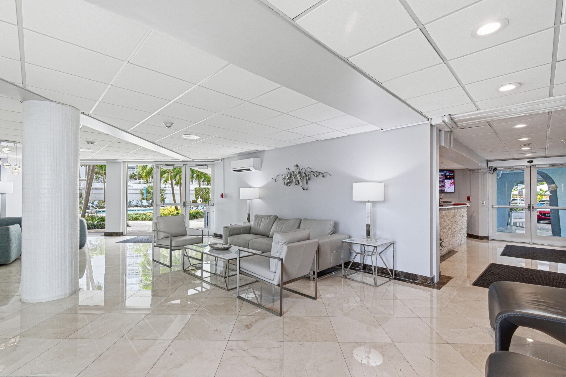 1920 S Ocean Drive, Unit 304, Fort Lauderdale, FL 33316 Photo