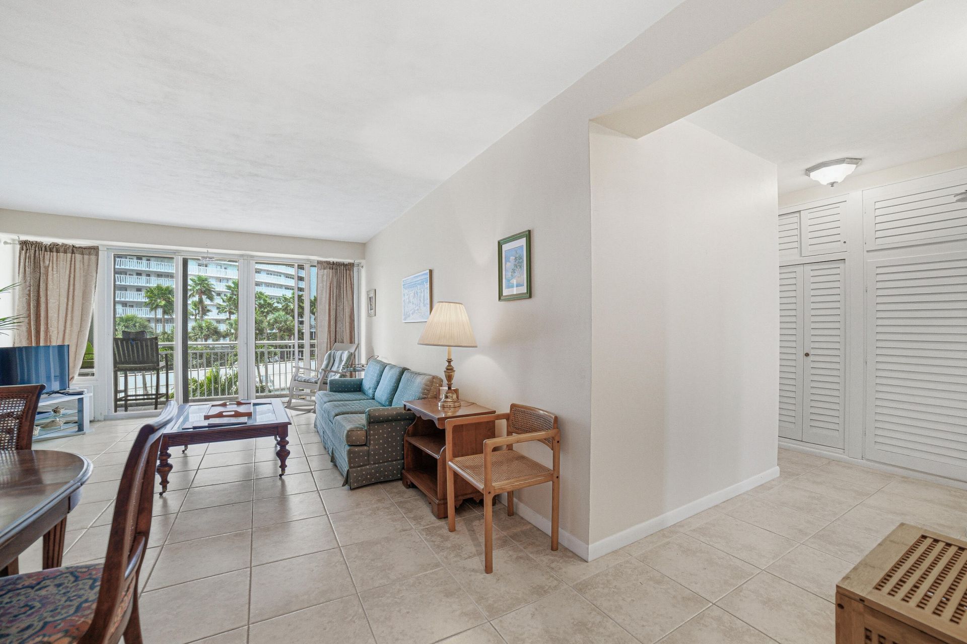 1920 S Ocean Drive, Unit 304, Fort Lauderdale, FL 33316 Photo