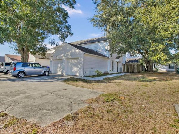 1817 CRYSTAL GROVE DRIVE, LAKELAND, FL 33801