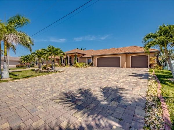 141 SW 39th ST, CAPE CORAL, FL 33914