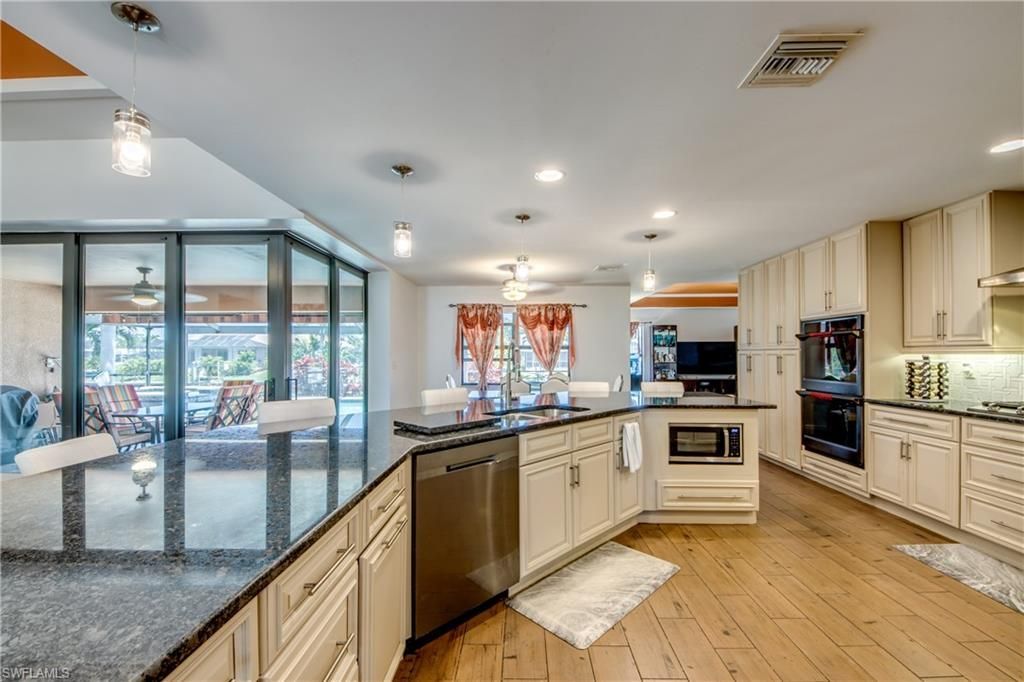 141 SW 39th St, Cape Coral, FL 33914 Photo