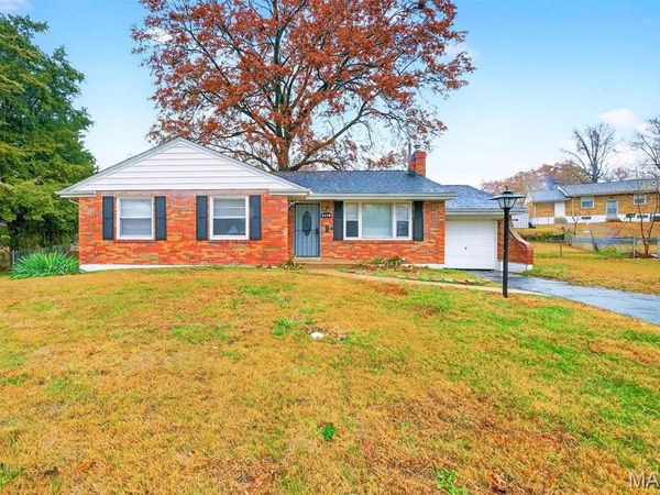 9279 Dell Court, Bellefontaine Nghbrs, MO 63137