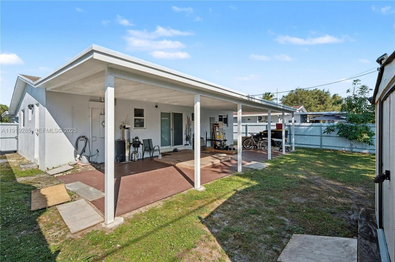 6310 Adams St, Hollywood, FL 33023 Photo