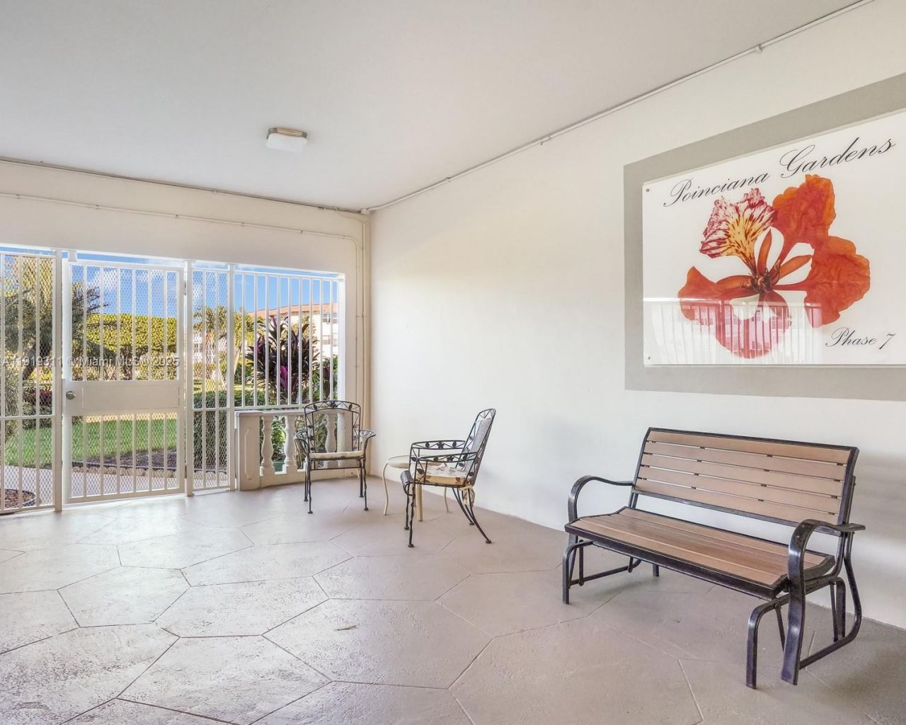 4705 NW 35th St, Unit 616, Lauderdale Lakes, FL 33319 Photo