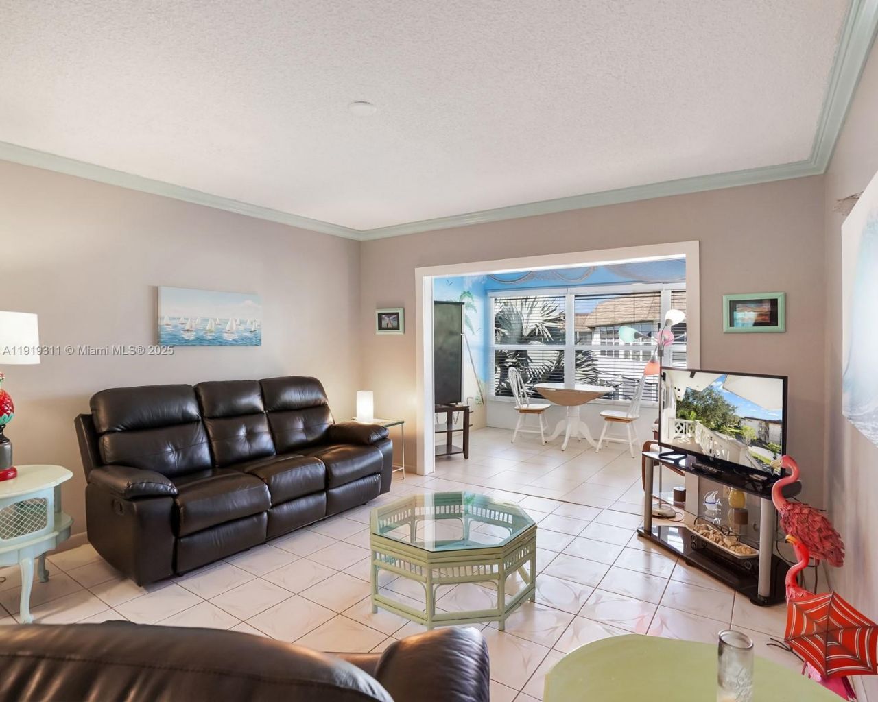 4705 NW 35th St, Unit 616, Lauderdale Lakes, FL 33319 Photo