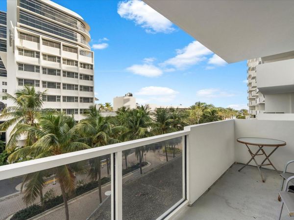 100 Lincoln Rd, Unit 423, Miami Beach, FL 33139