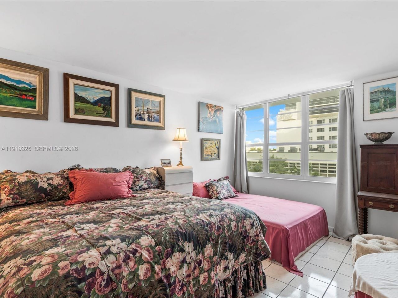 100 Lincoln Rd, Unit 423, Miami Beach, FL 33139 Photo