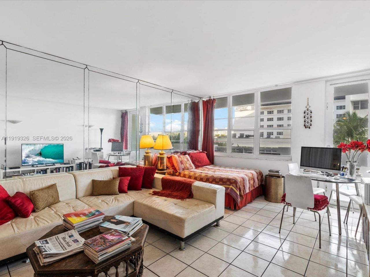 100 Lincoln Rd, Unit 423, Miami Beach, FL 33139 Photo