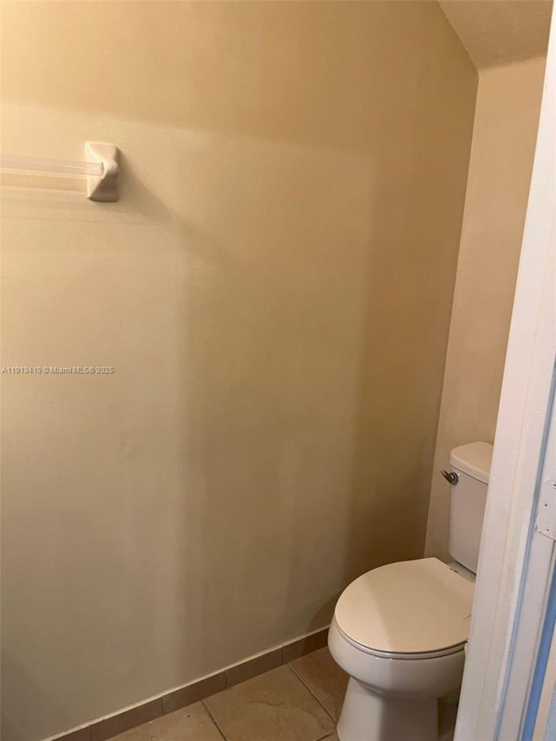 8854 W 35 Ave, Unit 8854, Hialeah, FL 33018 Photo