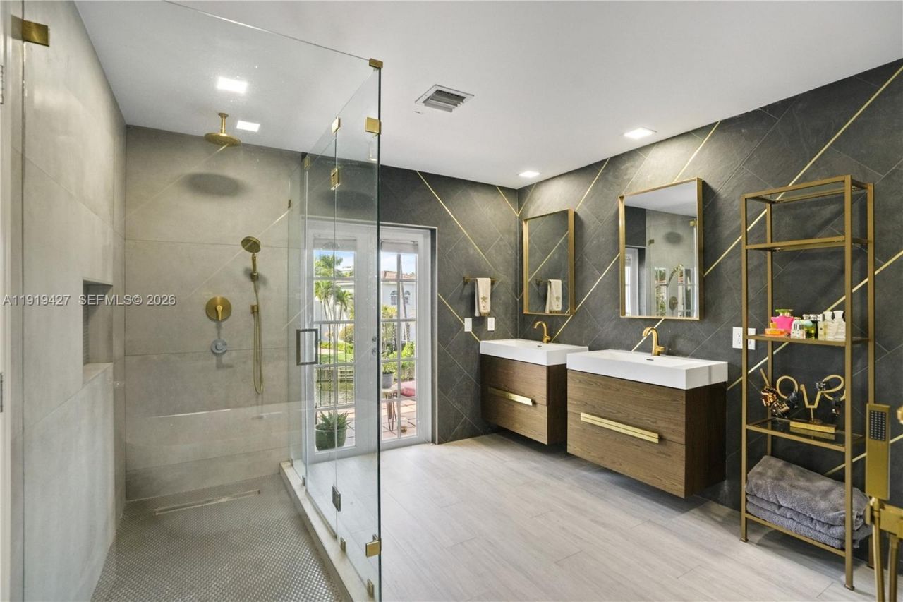 20740 NE 32nd Pl, Aventura, FL 33180 Photo