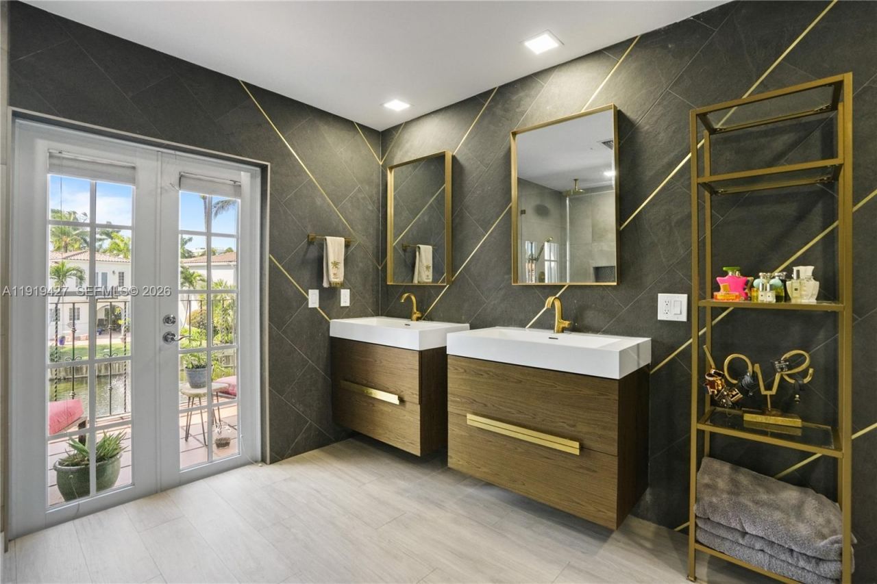 20740 NE 32nd Pl, Aventura, FL 33180 Photo