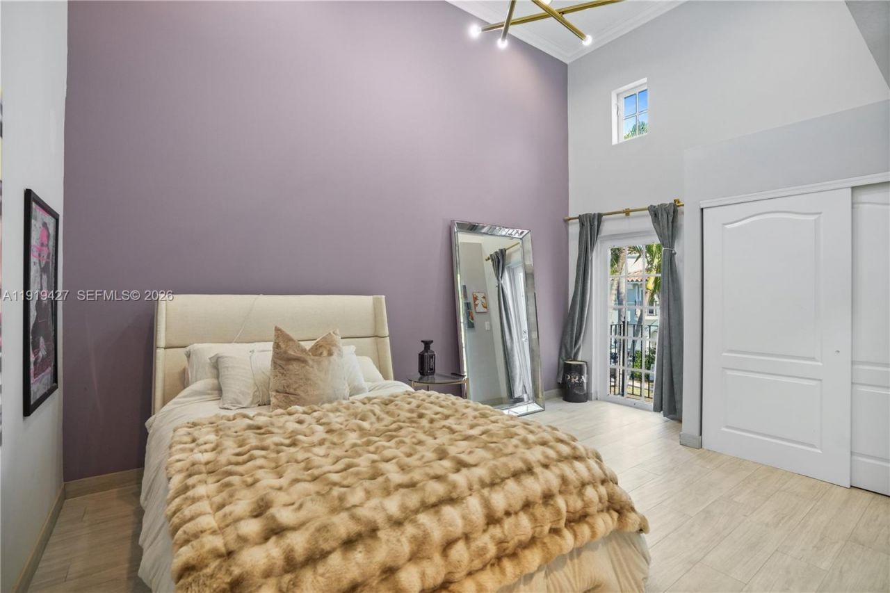 20740 NE 32nd Pl, Aventura, FL 33180 Photo