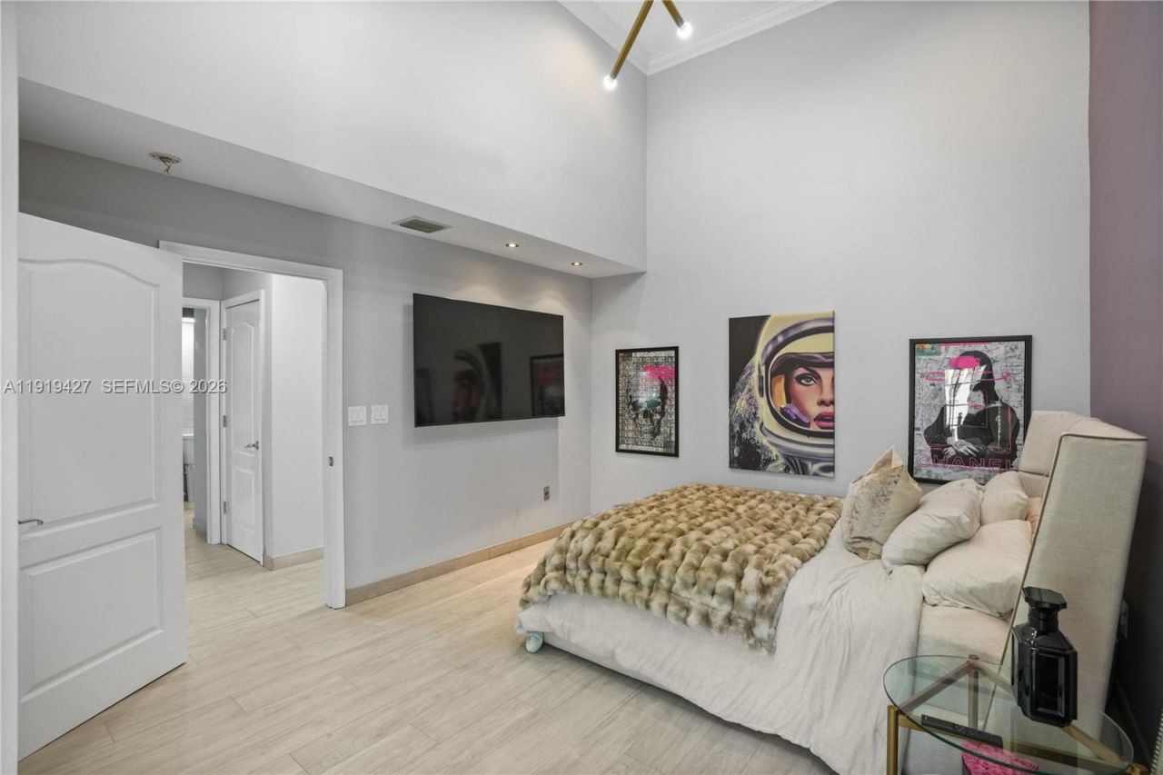 20740 NE 32nd Pl, Aventura, FL 33180 Photo