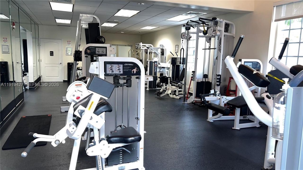 20740 NE 32nd Pl, Aventura, FL 33180 Photo