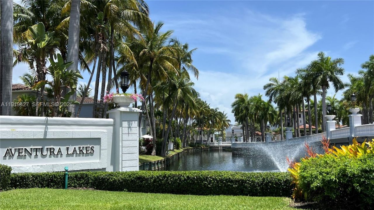 20740 NE 32nd Pl, Aventura, FL 33180 Photo