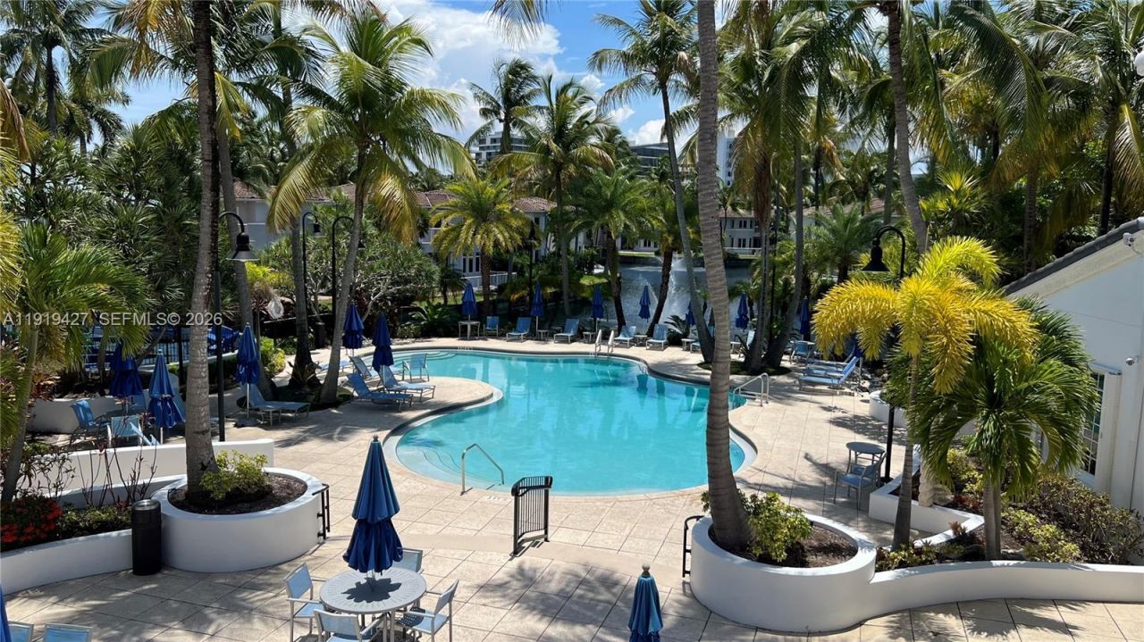 20740 NE 32nd Pl, Aventura, FL 33180 Photo