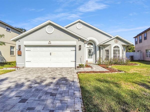 225 LANCER OAK DRIVE, APOPKA, FL 32712
