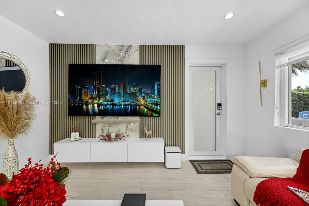 444 SW 64th Ave, Miami, FL 33144 Photo