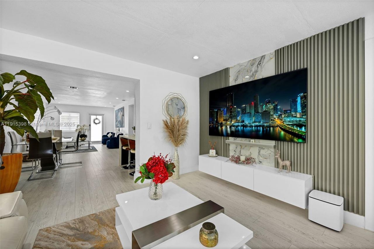 444 SW 64th Ave, Miami, FL 33144 Photo