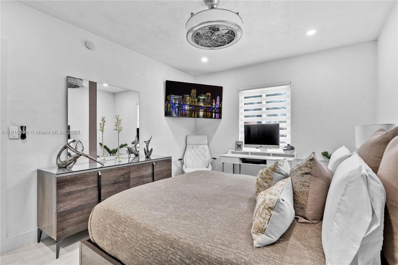 444 SW 64th Ave, Miami, FL 33144 Photo