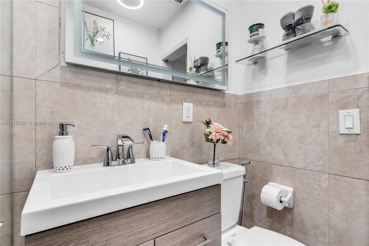 444 SW 64th Ave, Miami, FL 33144 Photo