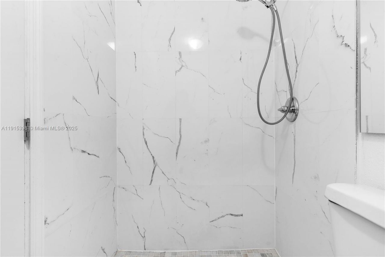 444 SW 64th Ave, Miami, FL 33144 Photo