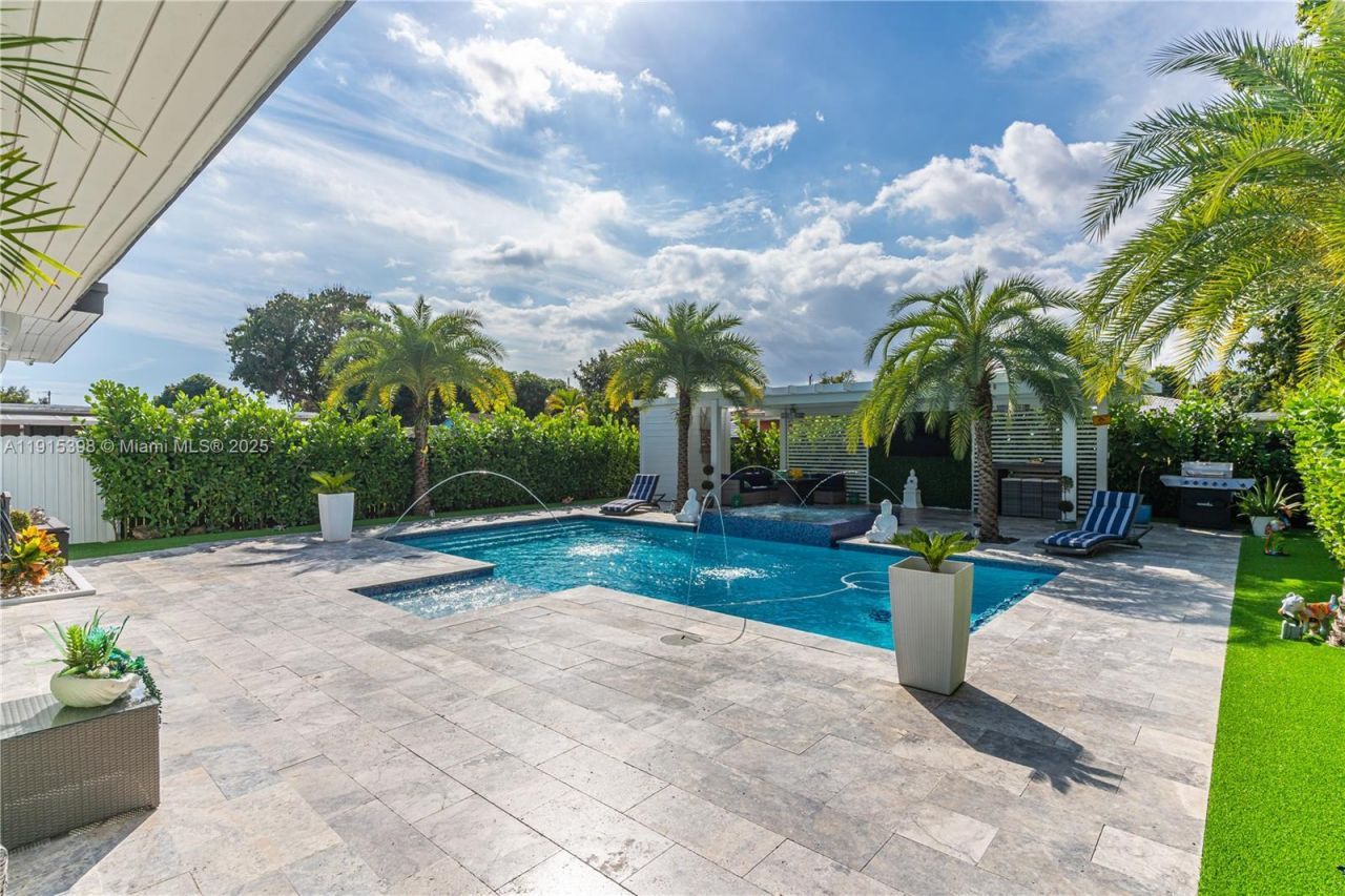 444 SW 64th Ave, Miami, FL 33144 Photo