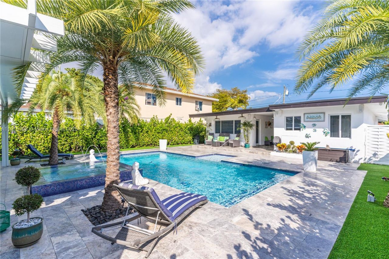 444 SW 64th Ave, Miami, FL 33144 Photo