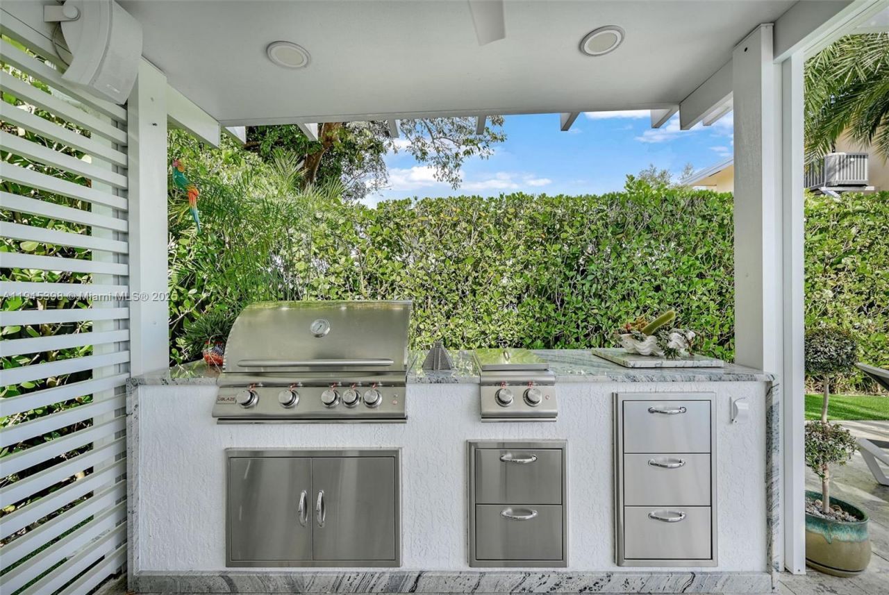 444 SW 64th Ave, Miami, FL 33144 Photo