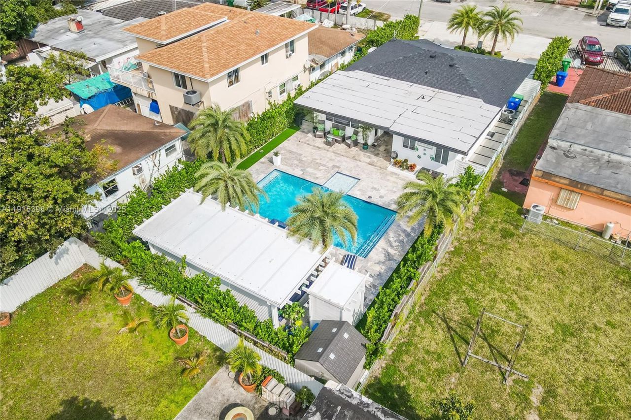 444 SW 64th Ave, Miami, FL 33144 Photo