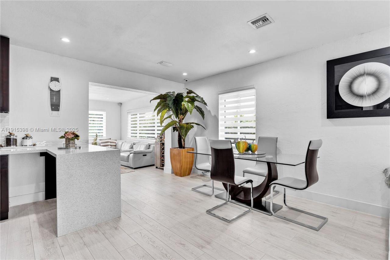 444 SW 64th Ave, Miami, FL 33144 Photo