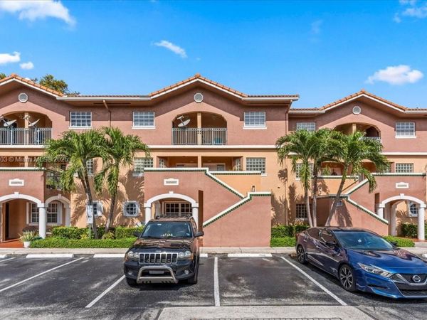 10014 Hammocks Blvd, Unit 204-4, Miami, FL 33196