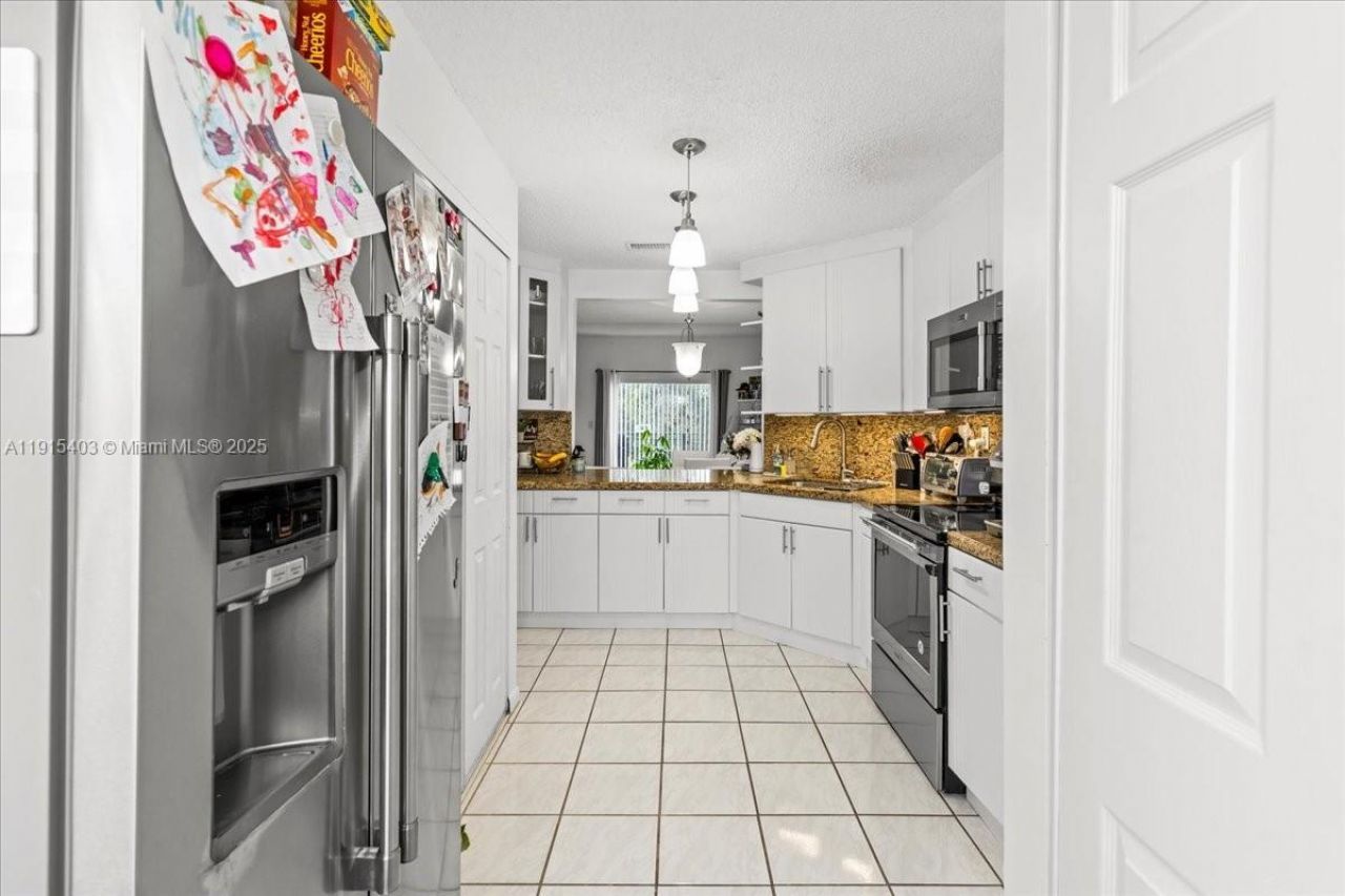 10014 Hammocks Blvd, Unit 204-4, Miami, FL 33196 Photo