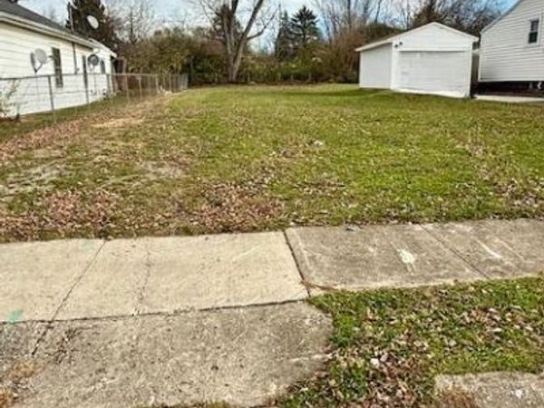 138 Lawnview Avenue, Springfield, OH 45505