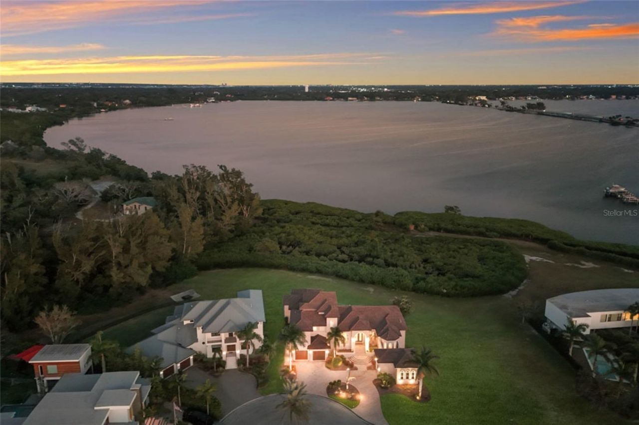 9816 2nd Terrace Nw, Bradenton, FL 34209 Photo