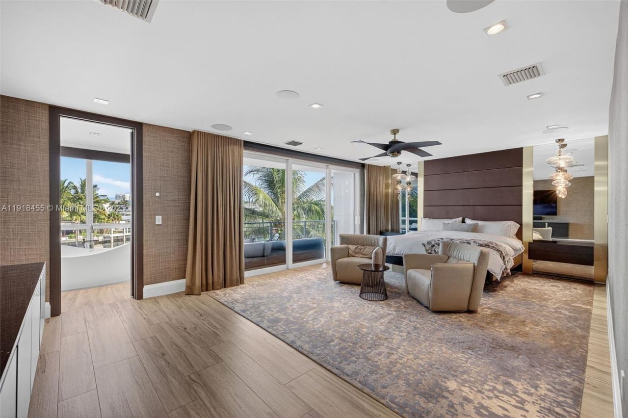 Please Call For Address, Fort Lauderdale, FL 33316 Photo