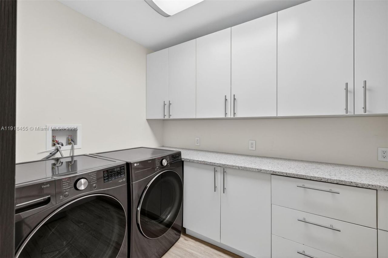 Please Call For Address, Fort Lauderdale, FL 33316 Photo