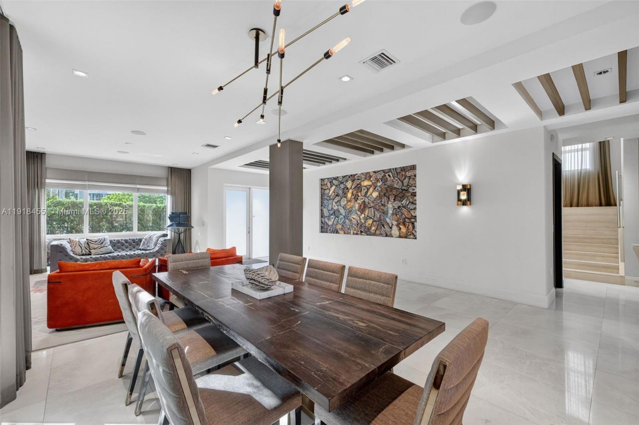 Please Call For Address, Fort Lauderdale, FL 33316 Photo