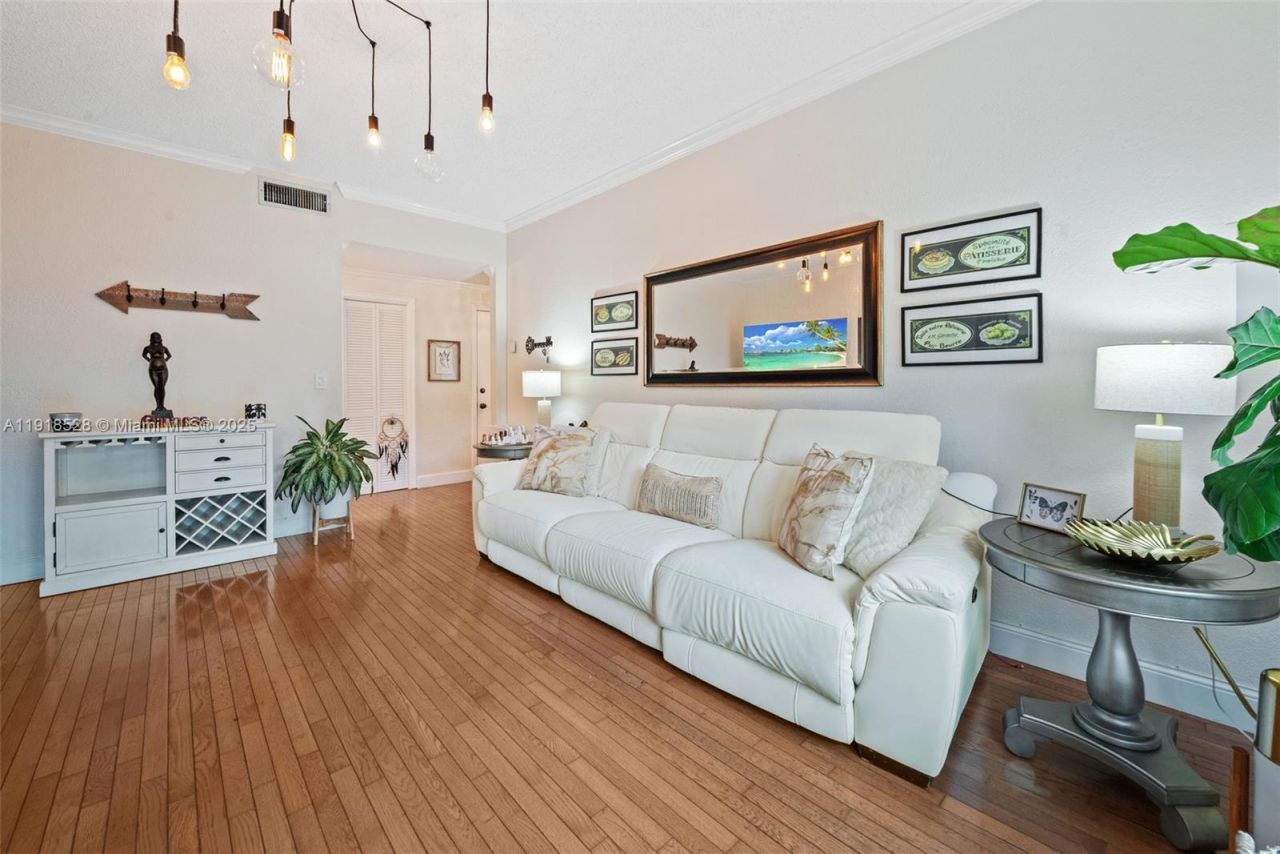 1211 Algeria Ave, Unit *, Coral Gables, FL 33134 Photo