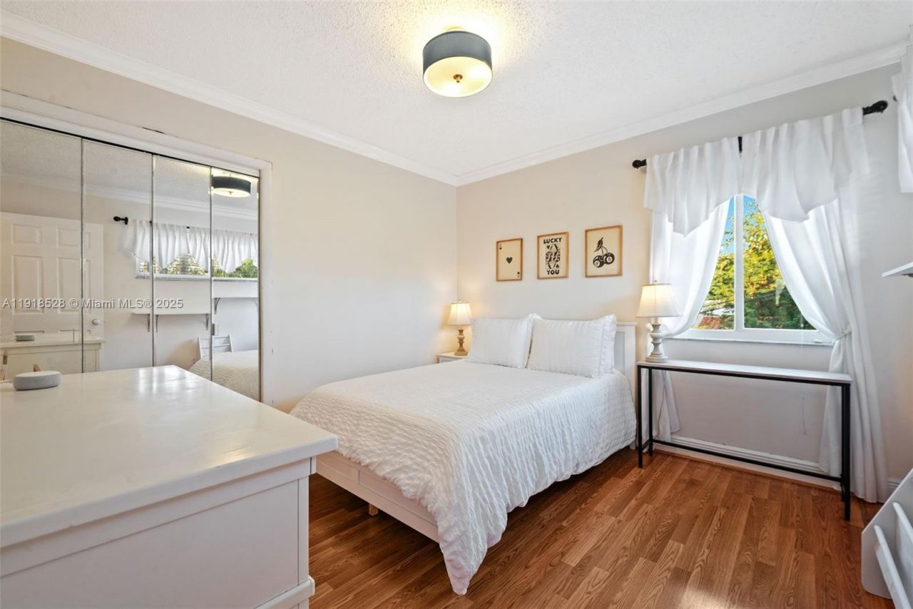 1211 Algeria Ave, Unit *, Coral Gables, FL 33134 Photo