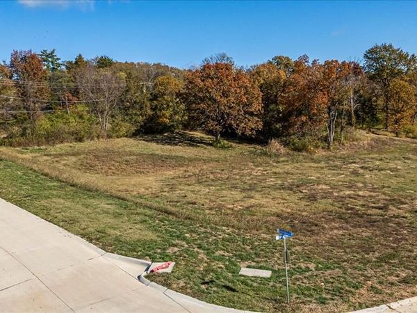 12259 Sunset Reserve Court, St Louis, MO 63127