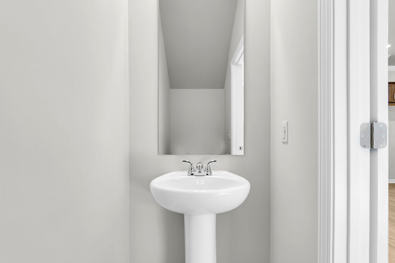 209 Central Creek Drive Photo 12