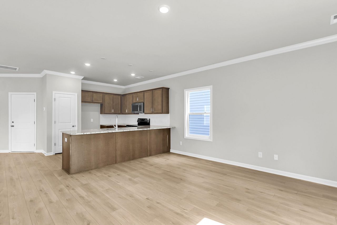 209 Central Creek Drive Photo 15