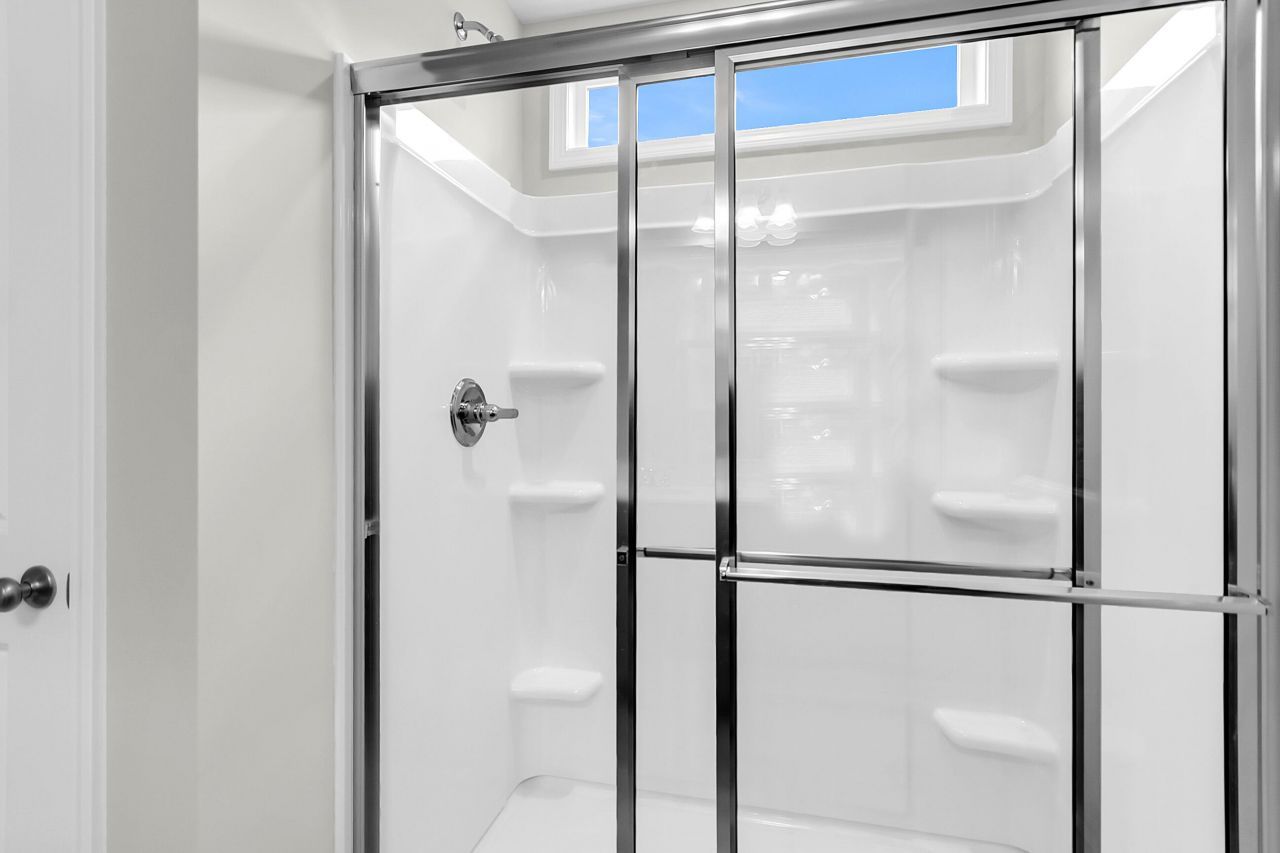 209 Central Creek Drive Photo 19