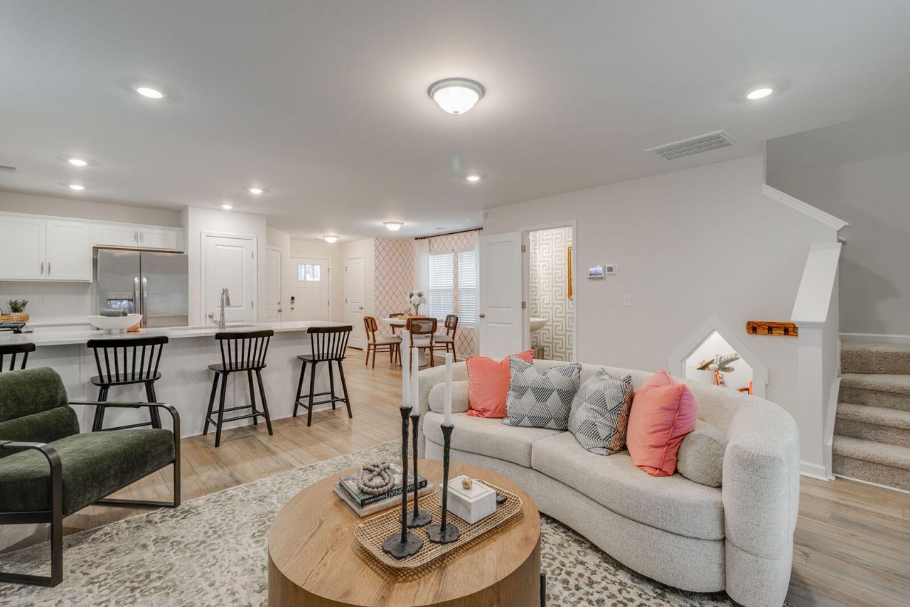 209 Central Creek Drive Photo 34