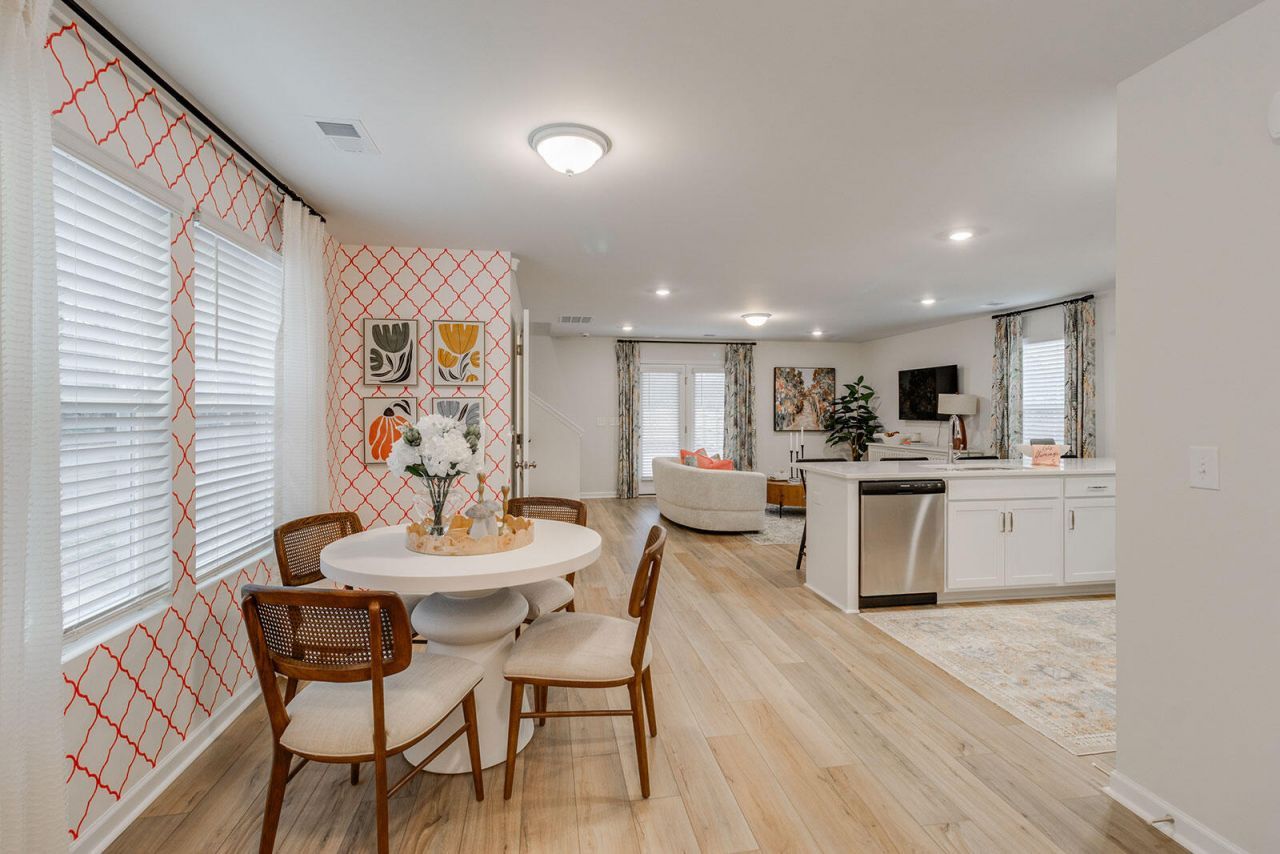 209 Central Creek Drive Photo 36