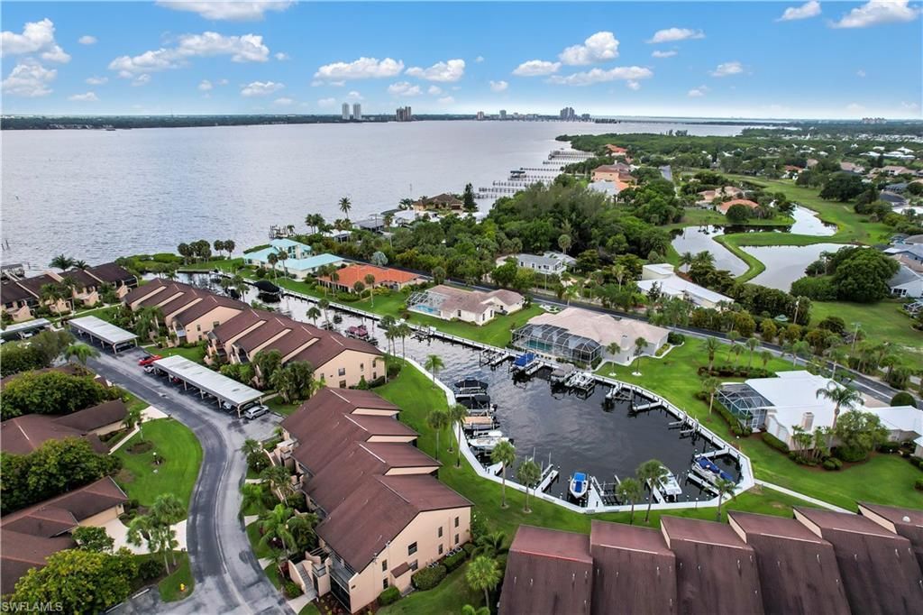 15466 Admiralty Cir, Unit 6, North Fort Myers, FL 33917 Photo